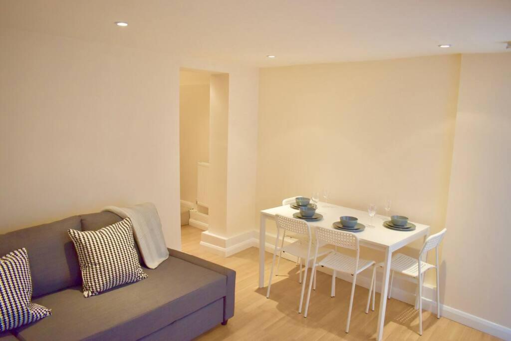 Cosy 1 Bedroom Flat Near The London Eye Bagian luar foto