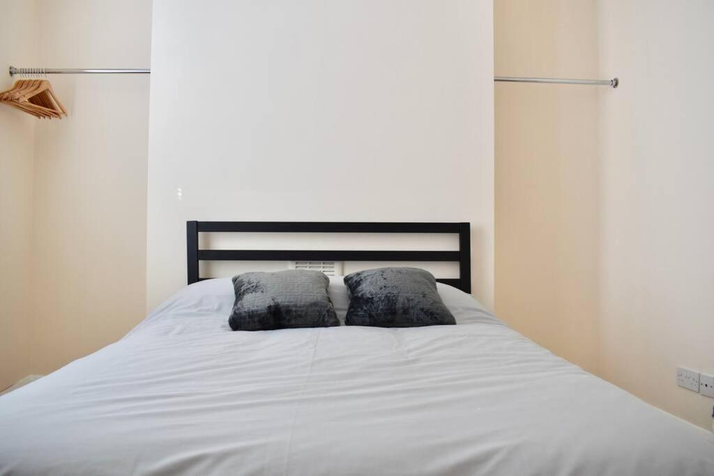 Cosy 1 Bedroom Flat Near The London Eye Bagian luar foto