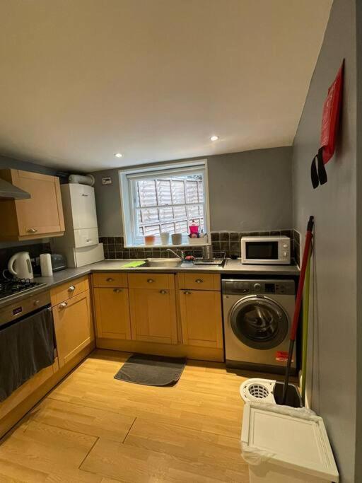 Cosy 1 Bedroom Flat Near The London Eye Bagian luar foto