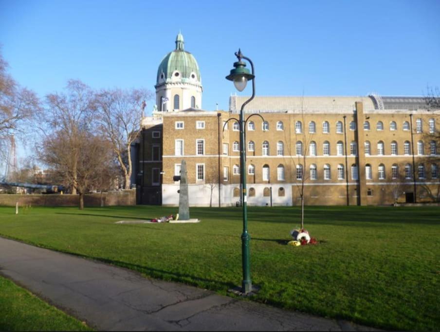 Cosy 1 Bedroom Flat Near The London Eye Bagian luar foto