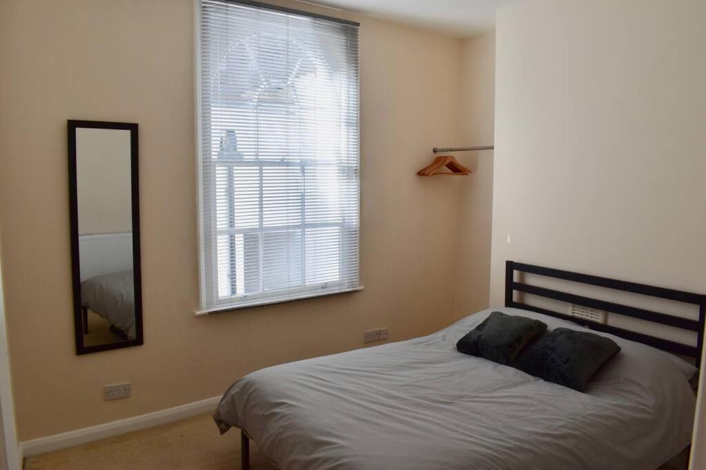 Cosy 1 Bedroom Flat Near The London Eye Bagian luar foto